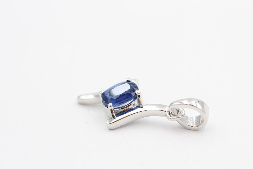 0,72 Carat blauer Kyanit Anhänger 925 Silber Kyanitanhänger