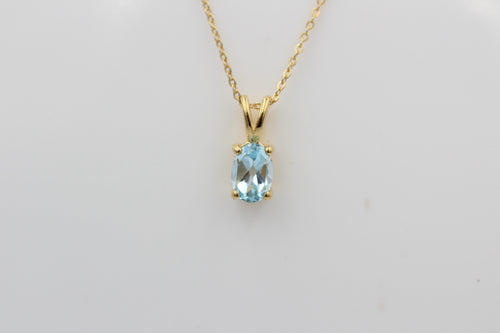 0,78 Carat leuchtender Blautopas Anhänger 925 Silber Collier Kette vergoldet