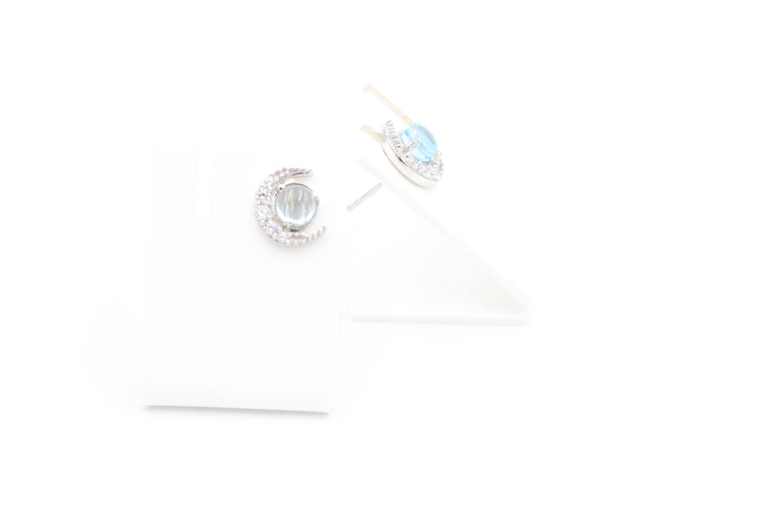Edle 1,10 Carat Blautopas Mondohrstecker 925 Silber hellblauer Edelstein Top