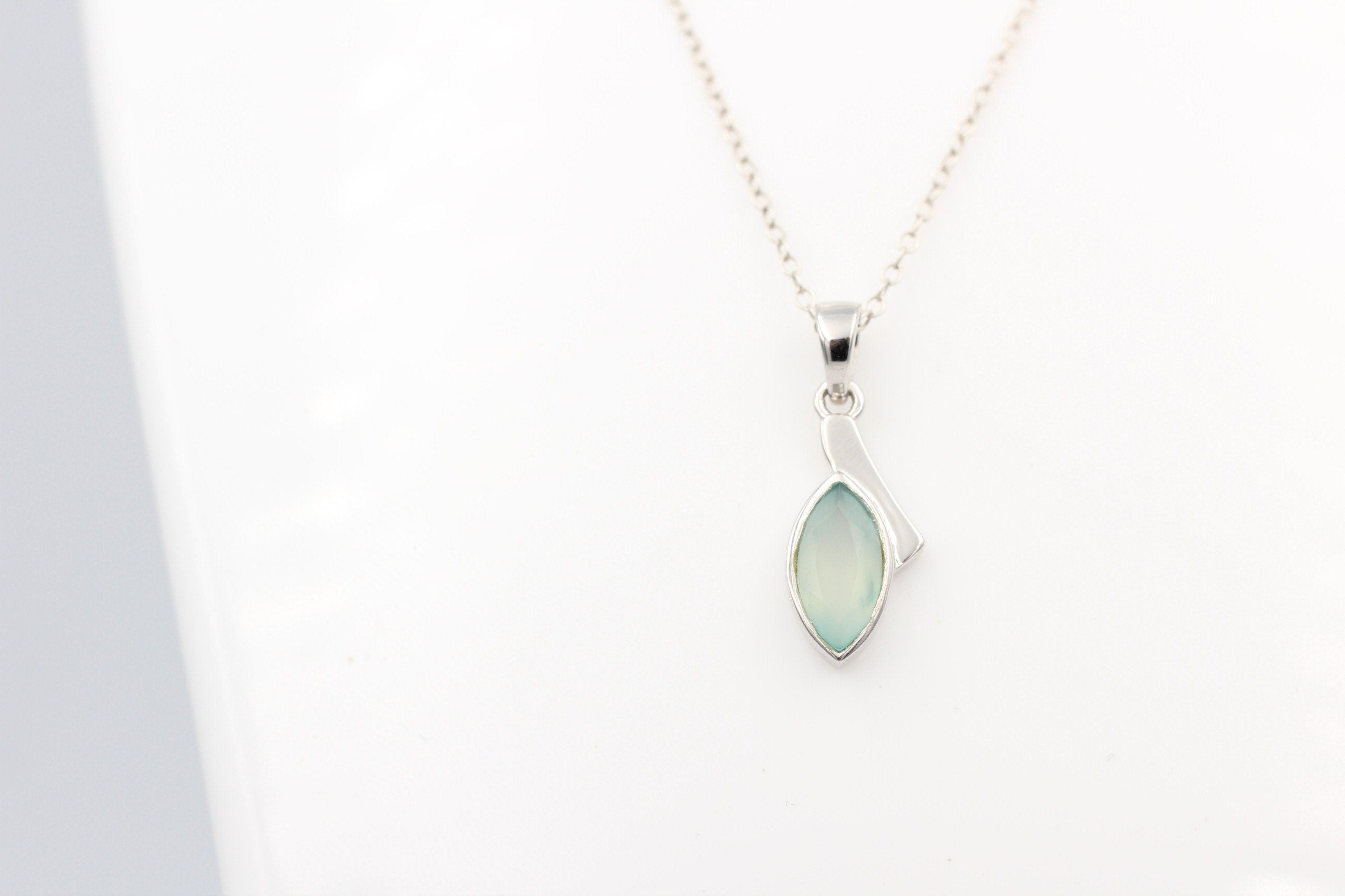 1,8 Carat Aqua Chalcedon Anhänger 925 Silber  Afrika Wasser Calcedon