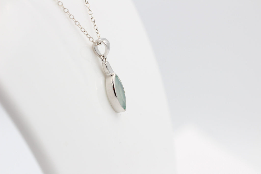 1,8 Carat Aqua Chalcedon Anhänger 925 Silber  Afrika Wasser Calcedon