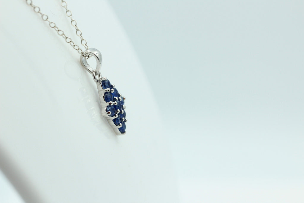 1,75 Carat blauer Kyanit Anhänger 925 Silber seltener Kyanit Edelstein