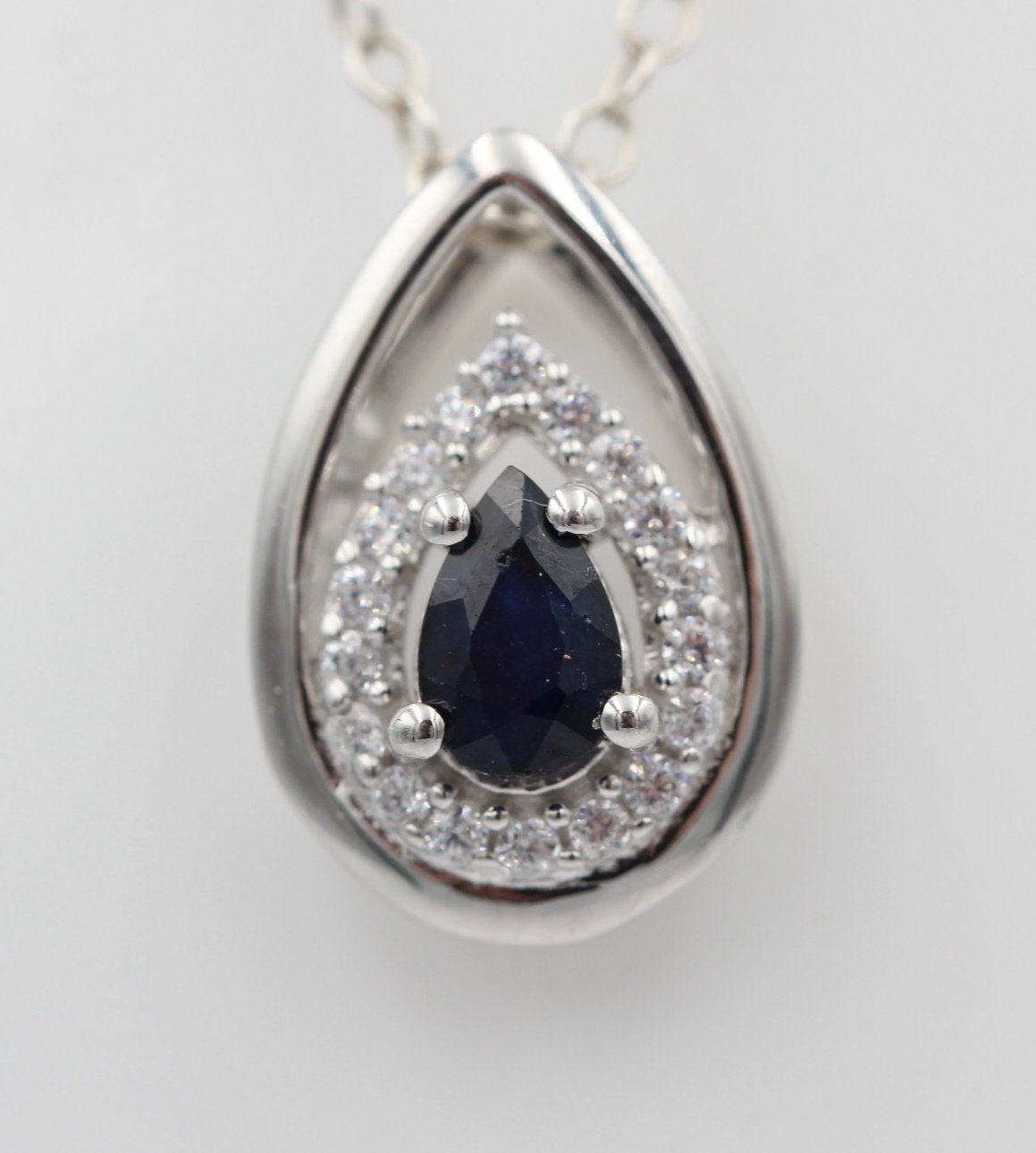 Edler 0,51 Carat Saphir Anhänger 925 Silber  blauer Saphir