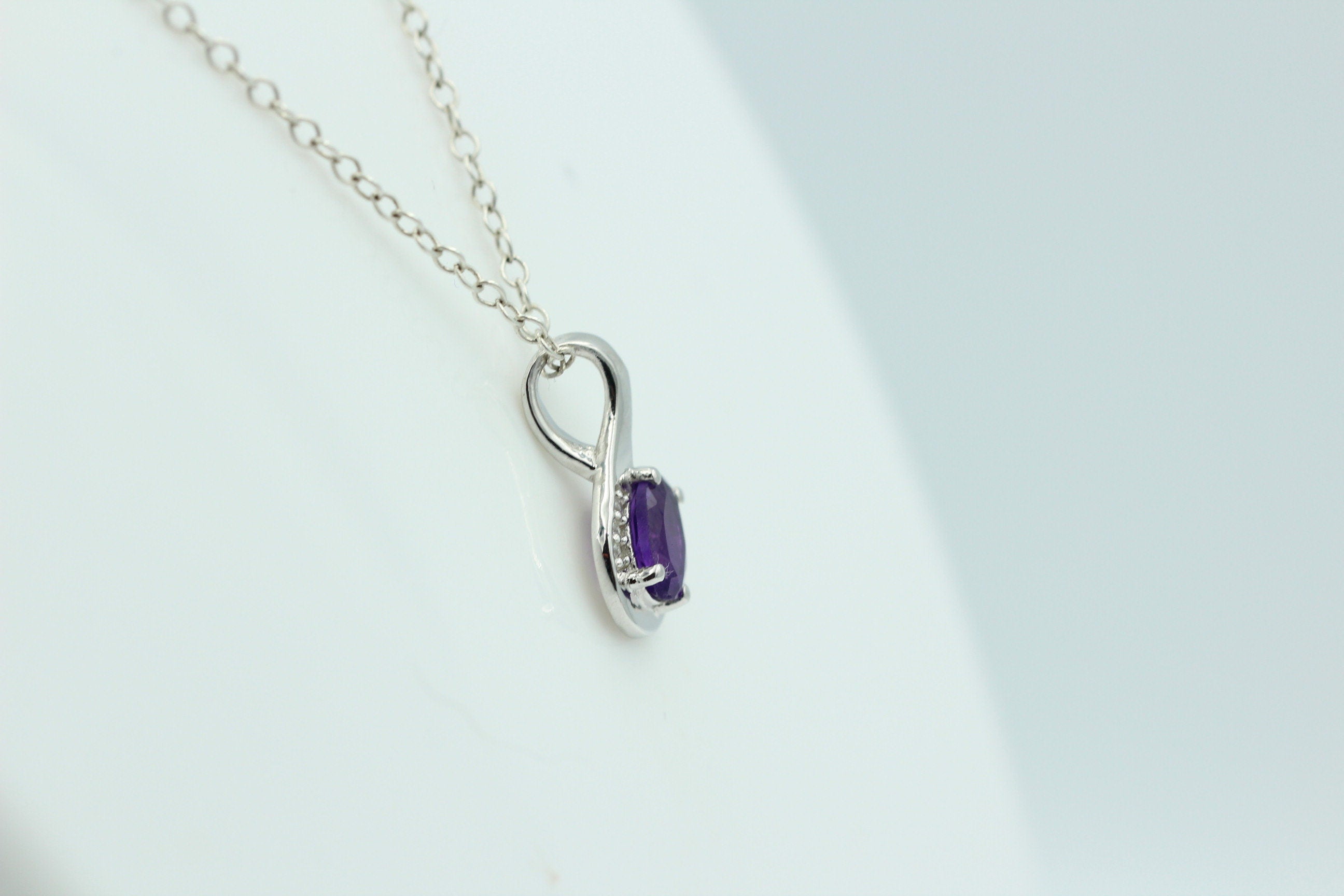 1,1 Carat afrikanischer Amethyst Anhänger 925 Silber mit Zirkonia