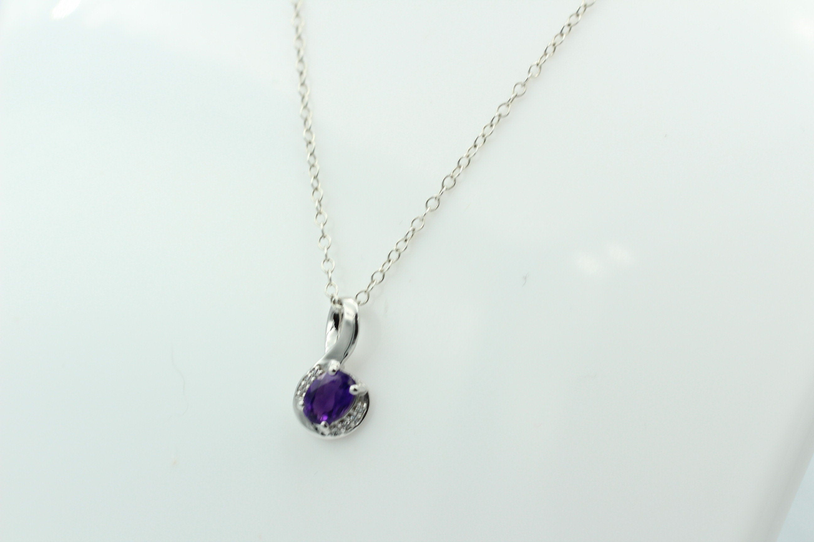 1,1 Carat afrikanischer Amethyst Anhänger 925 Silber mit Zirkonia