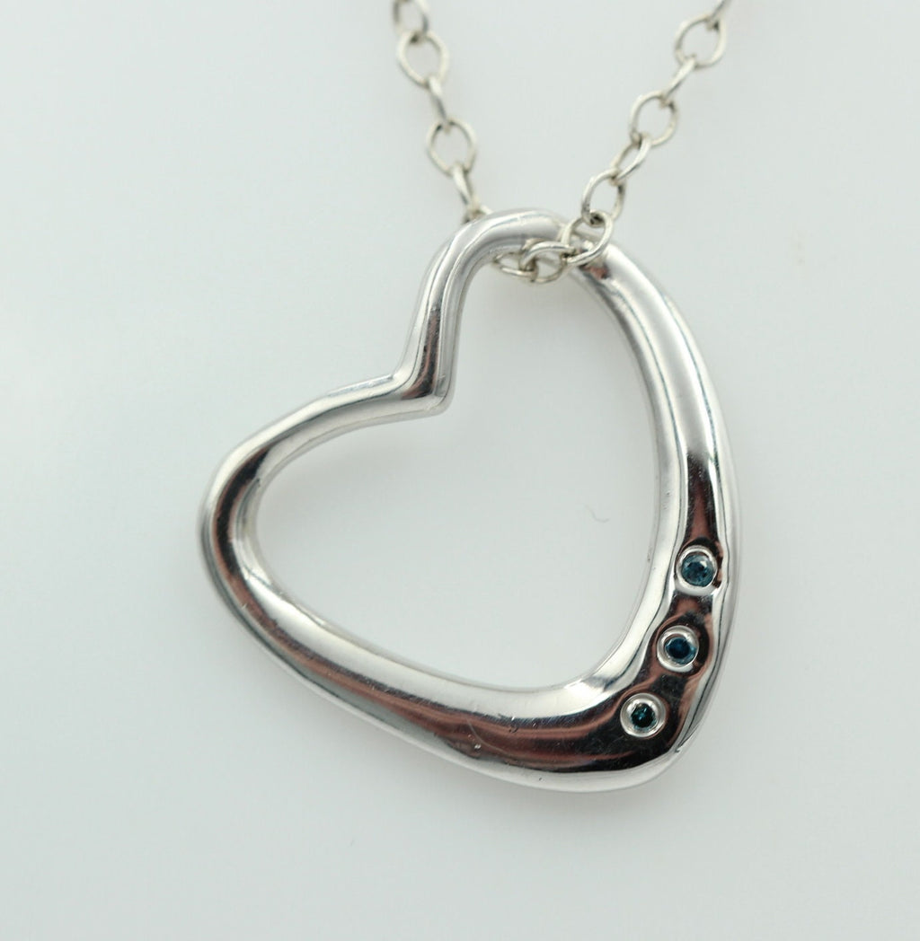 Edler 0,03 Carat blauer Diamant Herzanhänger 925 Silber Herz Collier Kette