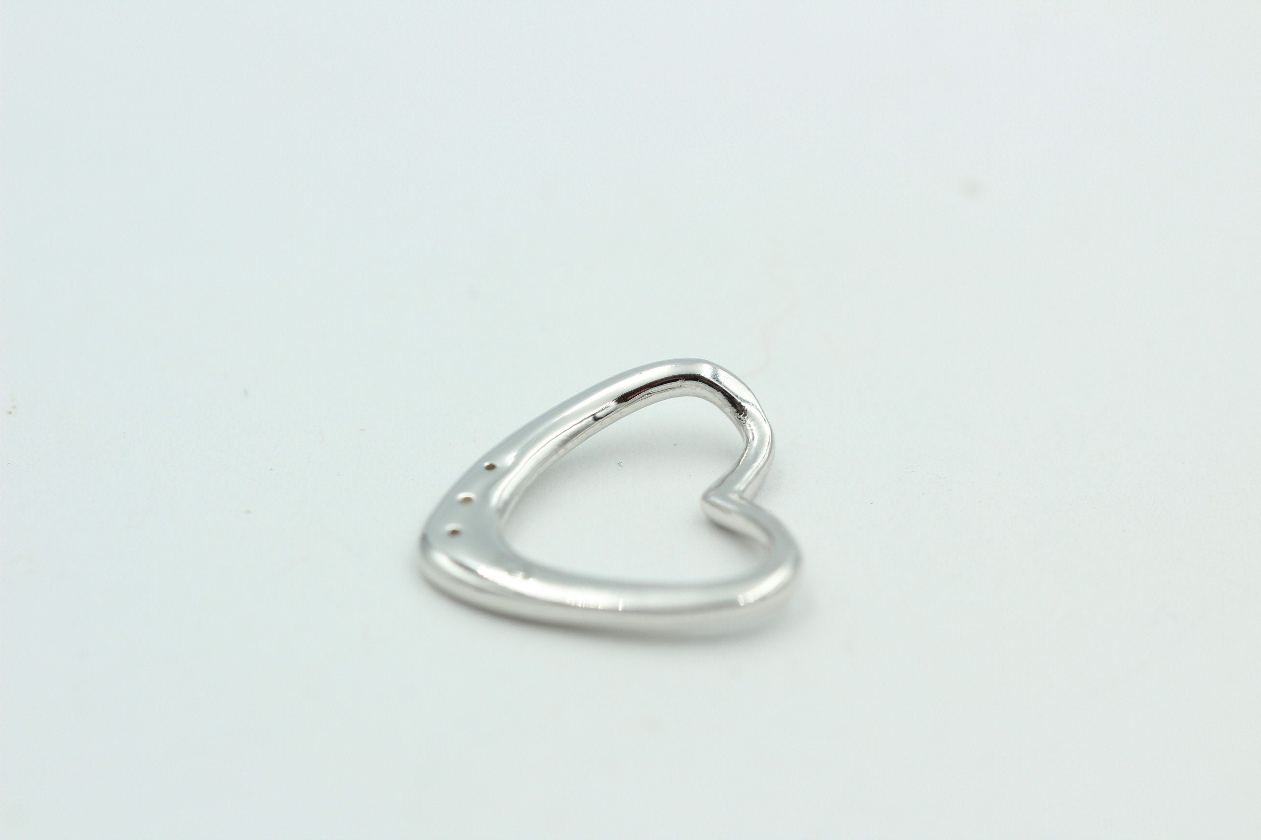 Edler 0,03 Carat blauer Diamant Herzanhänger 925 Silber Herz Collier Kette
