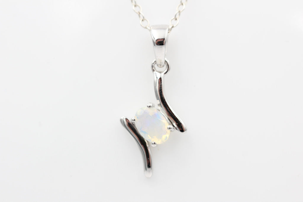 0,72 Carat Äthiopischer Opal Anhänger 925 Silber  Welo Opal Top
