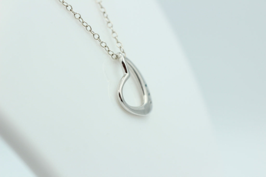Edler 0,03 Carat blauer Diamant Herzanhänger 925 Silber Herz Collier Kette
