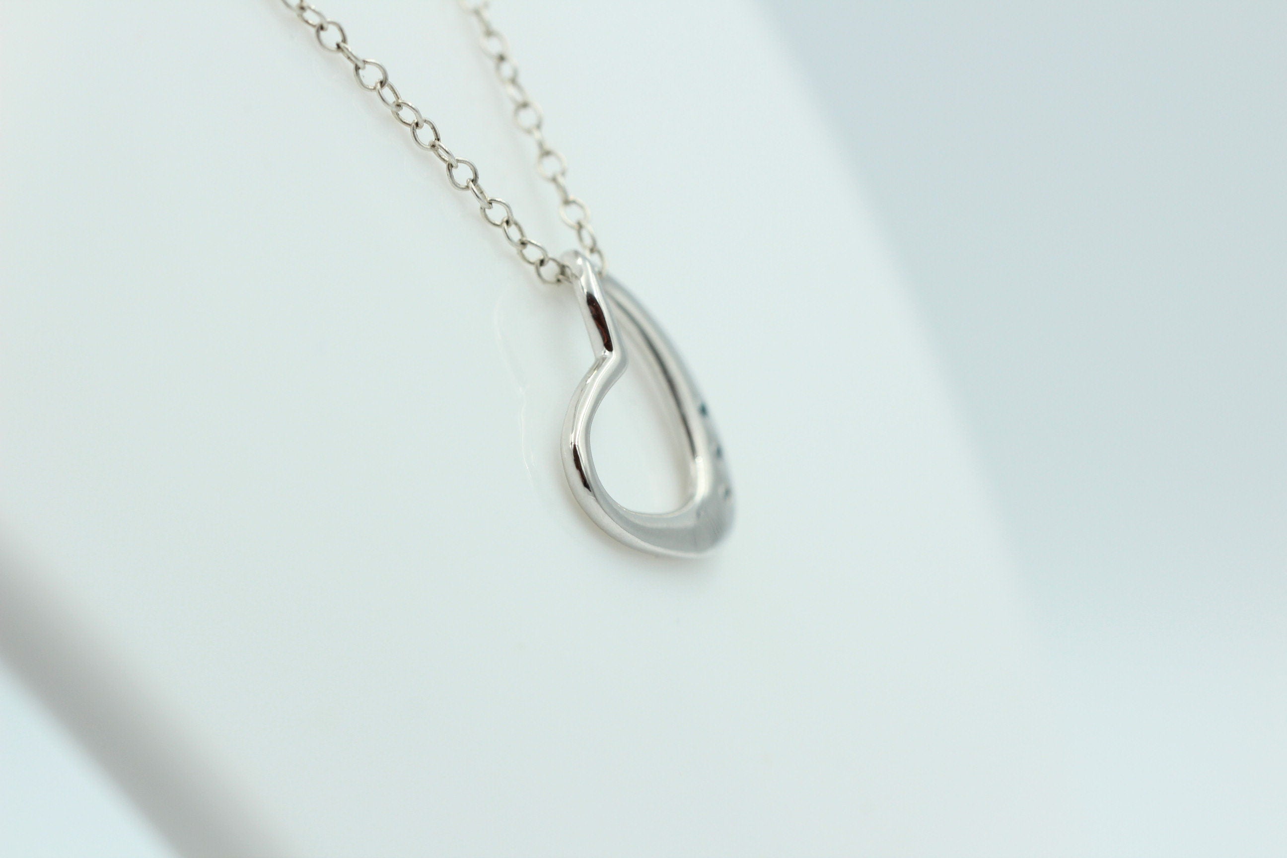 Edler 0,03 Carat blauer Diamant Herzanhänger 925 Silber Herz Collier Kette