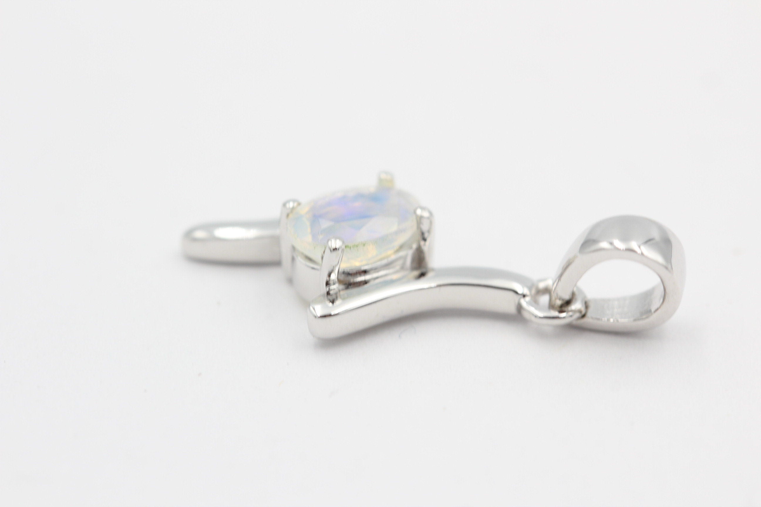 0,72 Carat Äthiopischer Opal Anhänger 925 Silber  Welo Opal Top