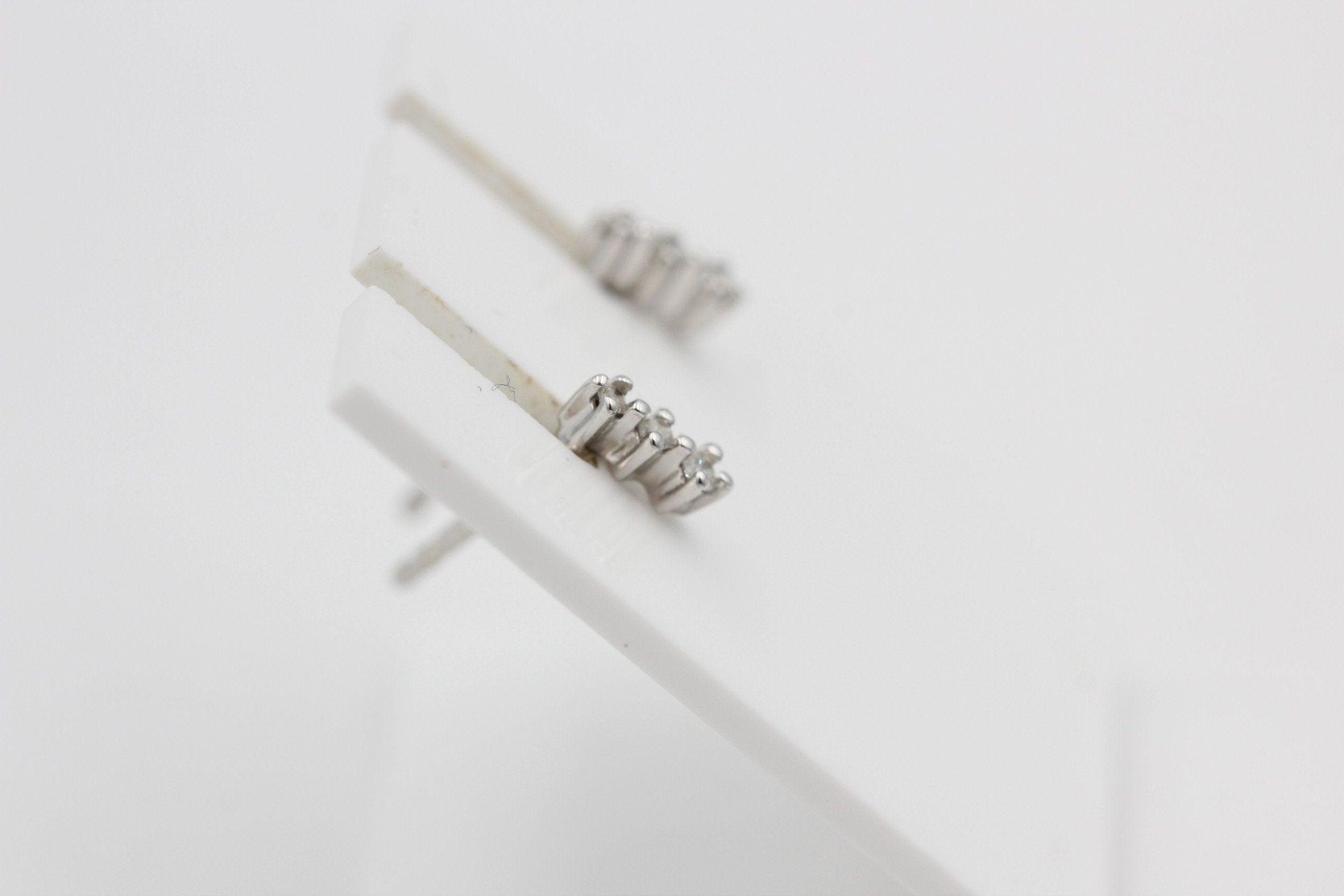 Edle 0,05 Carat Diamant Ohrstecker 925 Silber Diamantohrstecker Reinheit I2 - I3