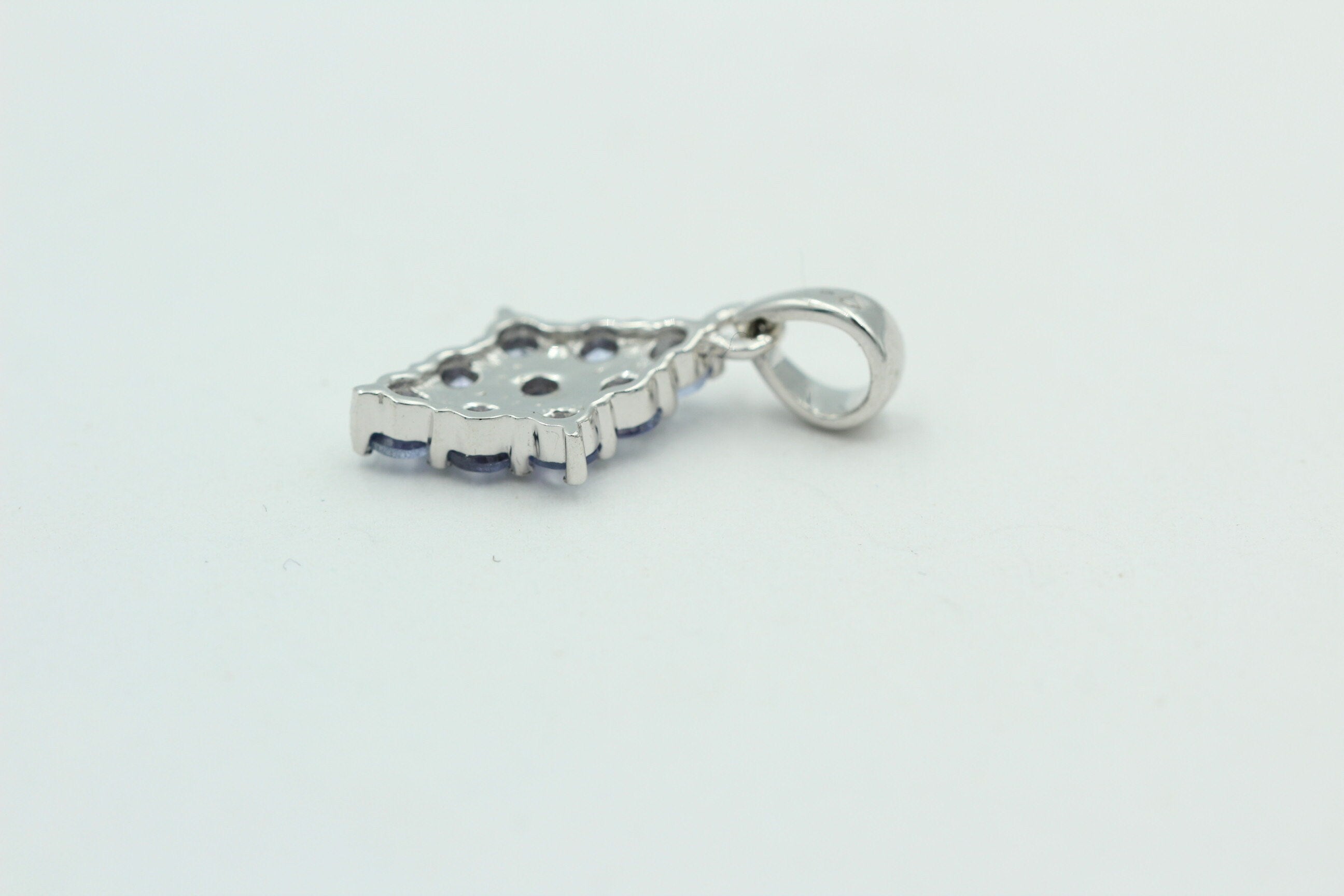 1,64 Carat Tansanit  Anhänger 925 Silber Collier Kette seltener Tansanit Afrika