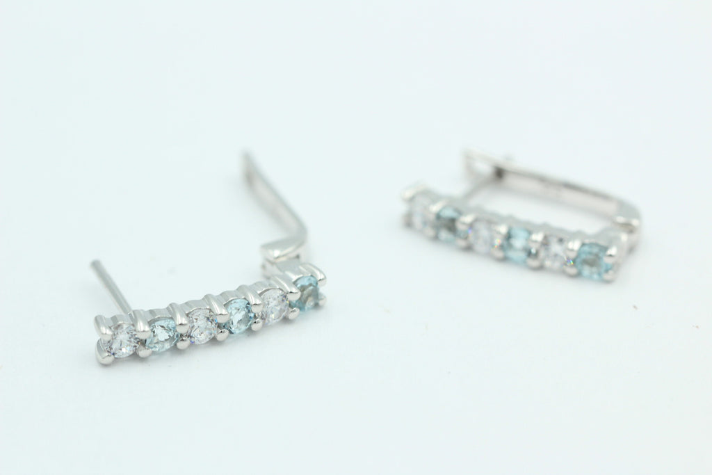 Edle 1,1 Carat Blautopas Ohrschmuck 925 Silber himmelblauer Topas mit Zirkonia