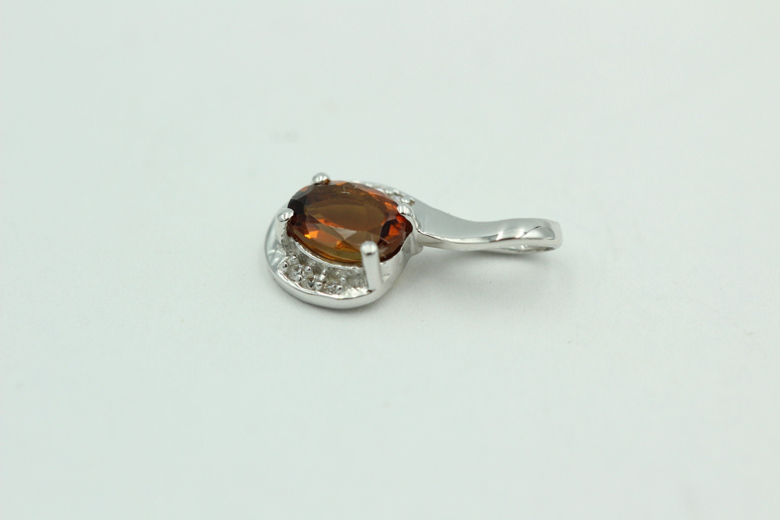 1,12 Carat Madeira Citrin Anhänger 925 Silber mit Zirkonia