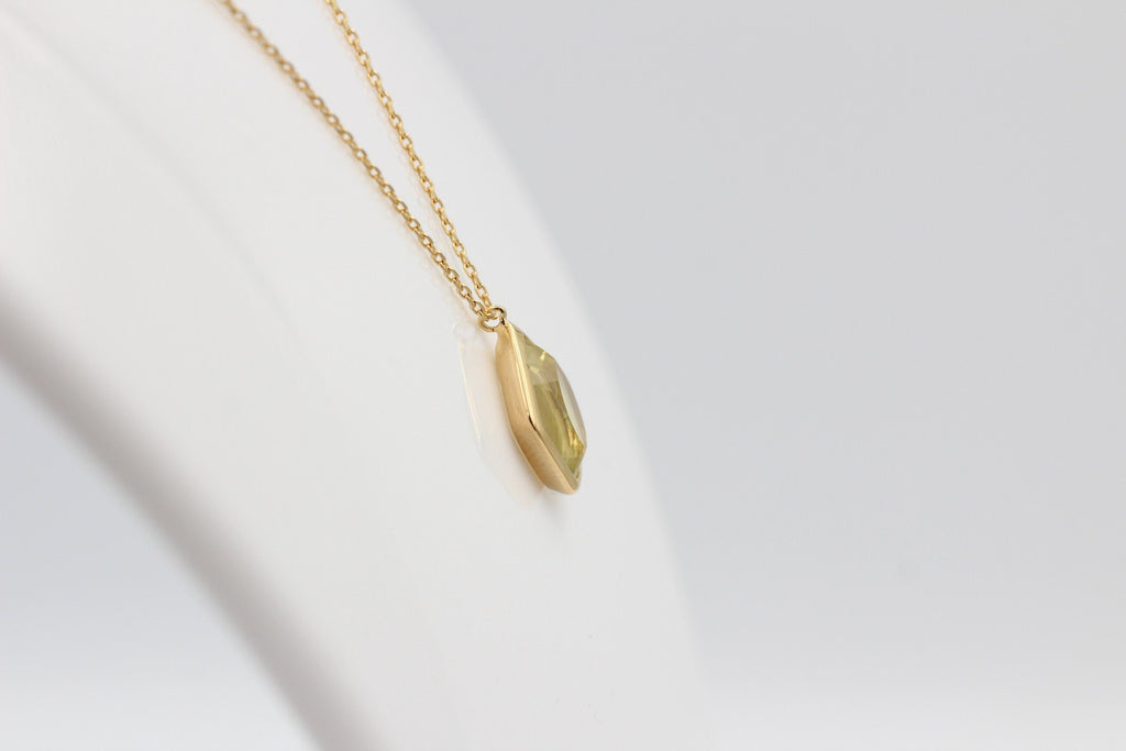 Design 2,3 Carat Lemon Quarz Collier 925 Slber hochwertig vergoldet