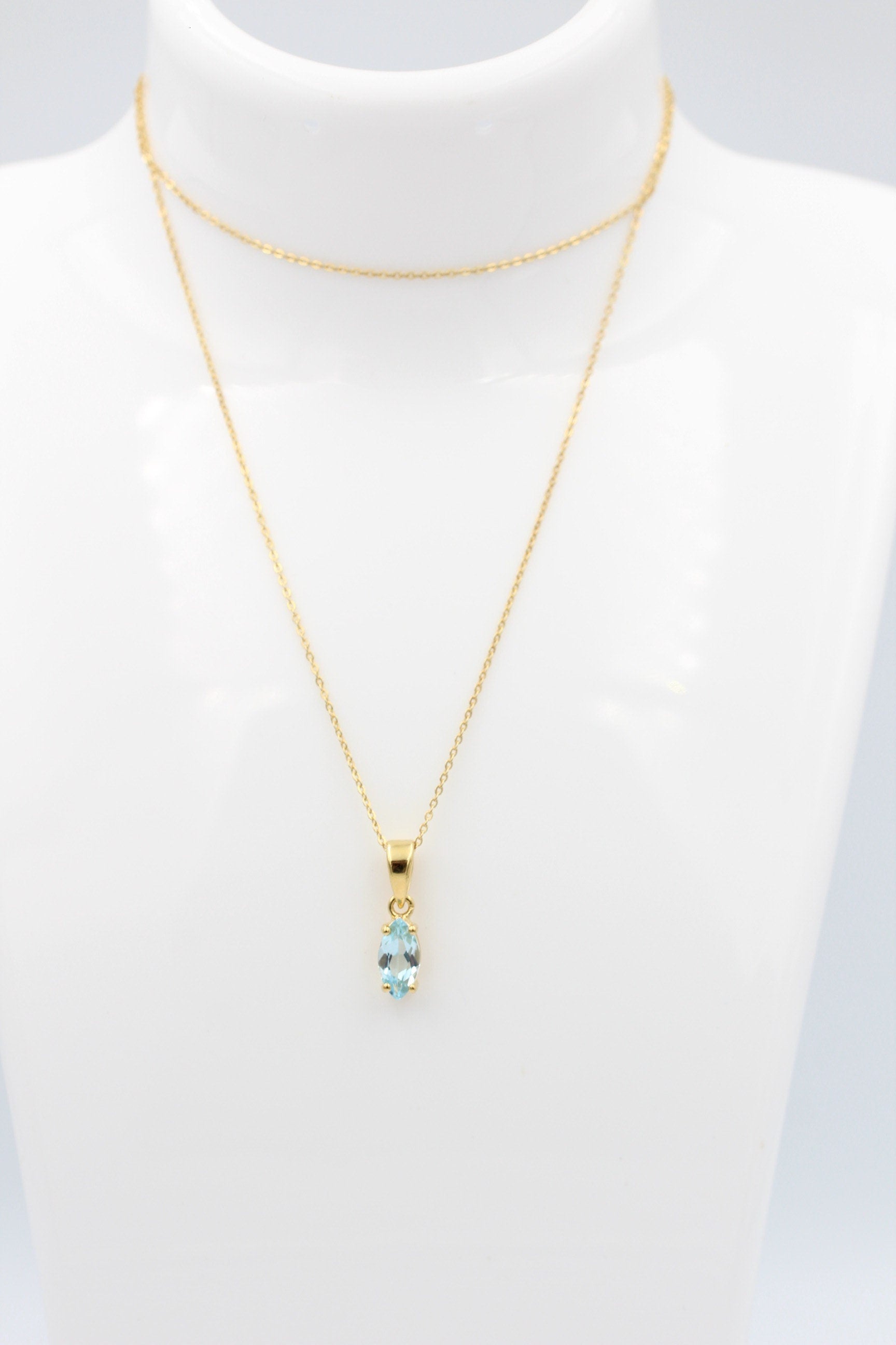 1,02 Carat Blautopas Anhänger Marquiseschliff 925 Silber vergoldet