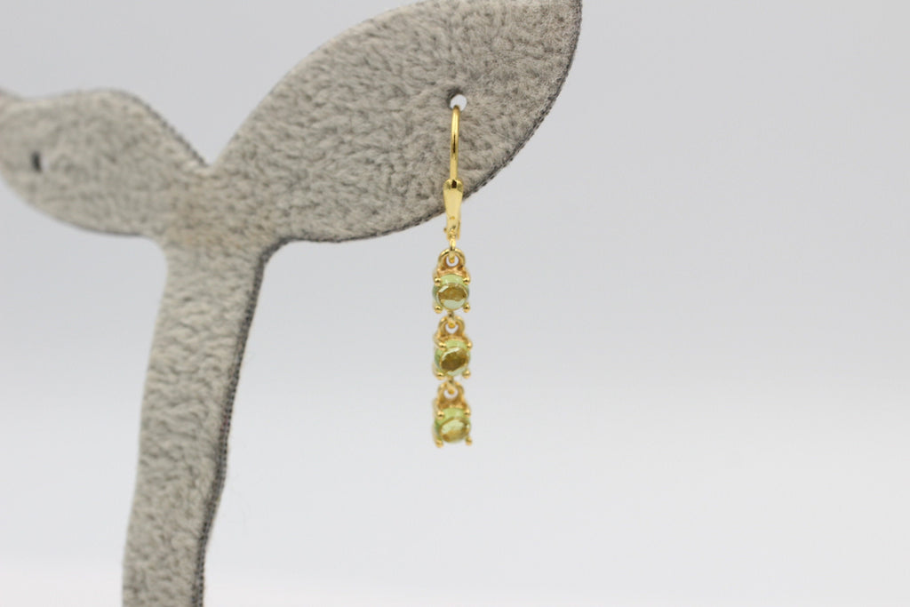 Edle 2,6 Carat Peridot Brisur 925 Silber Ohrstecker Cabochon Olivin Edelstein