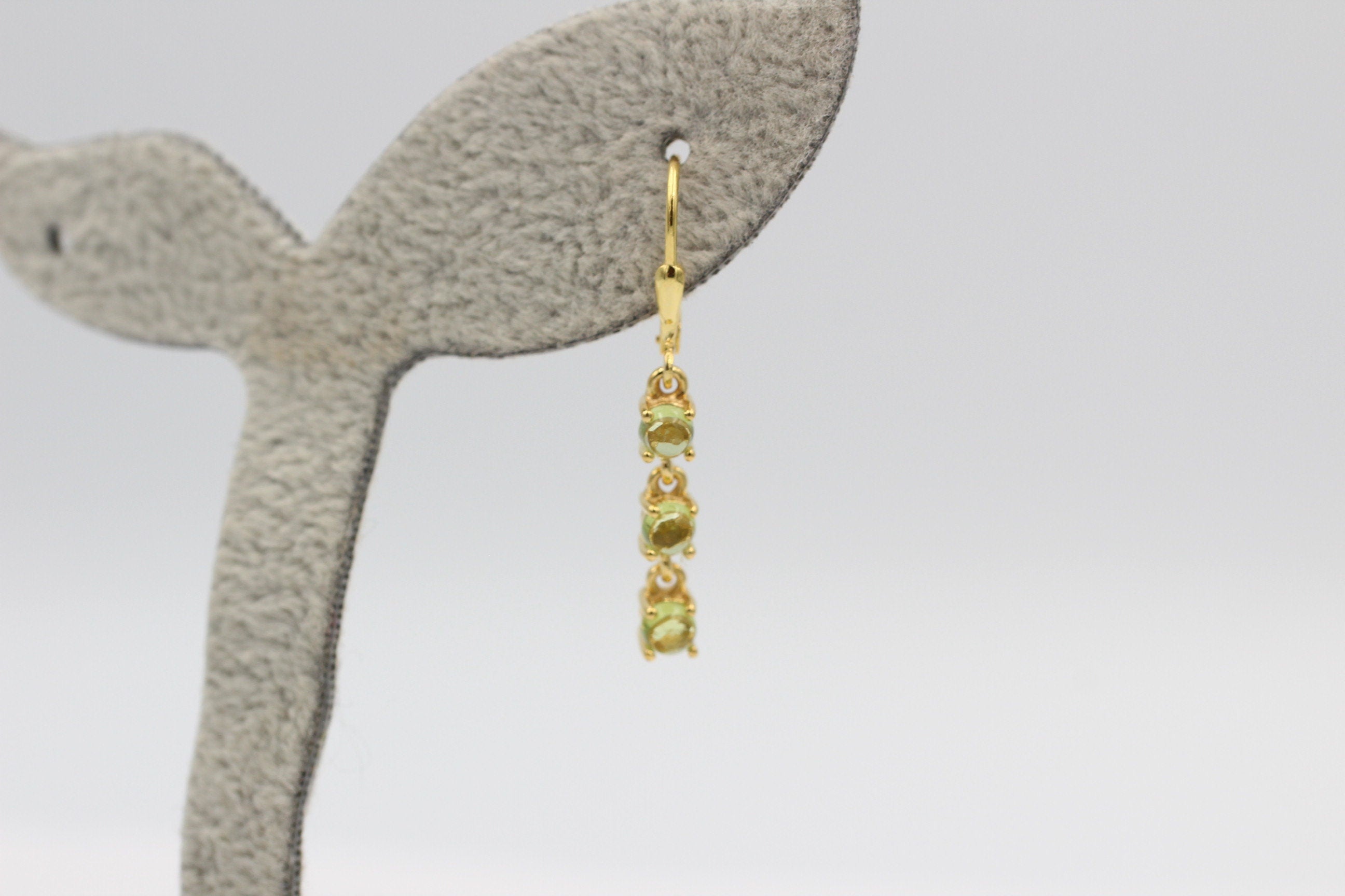 Edle 2,6 Carat Peridot Brisur 925 Silber Ohrstecker Cabochon Olivin Edelstein
