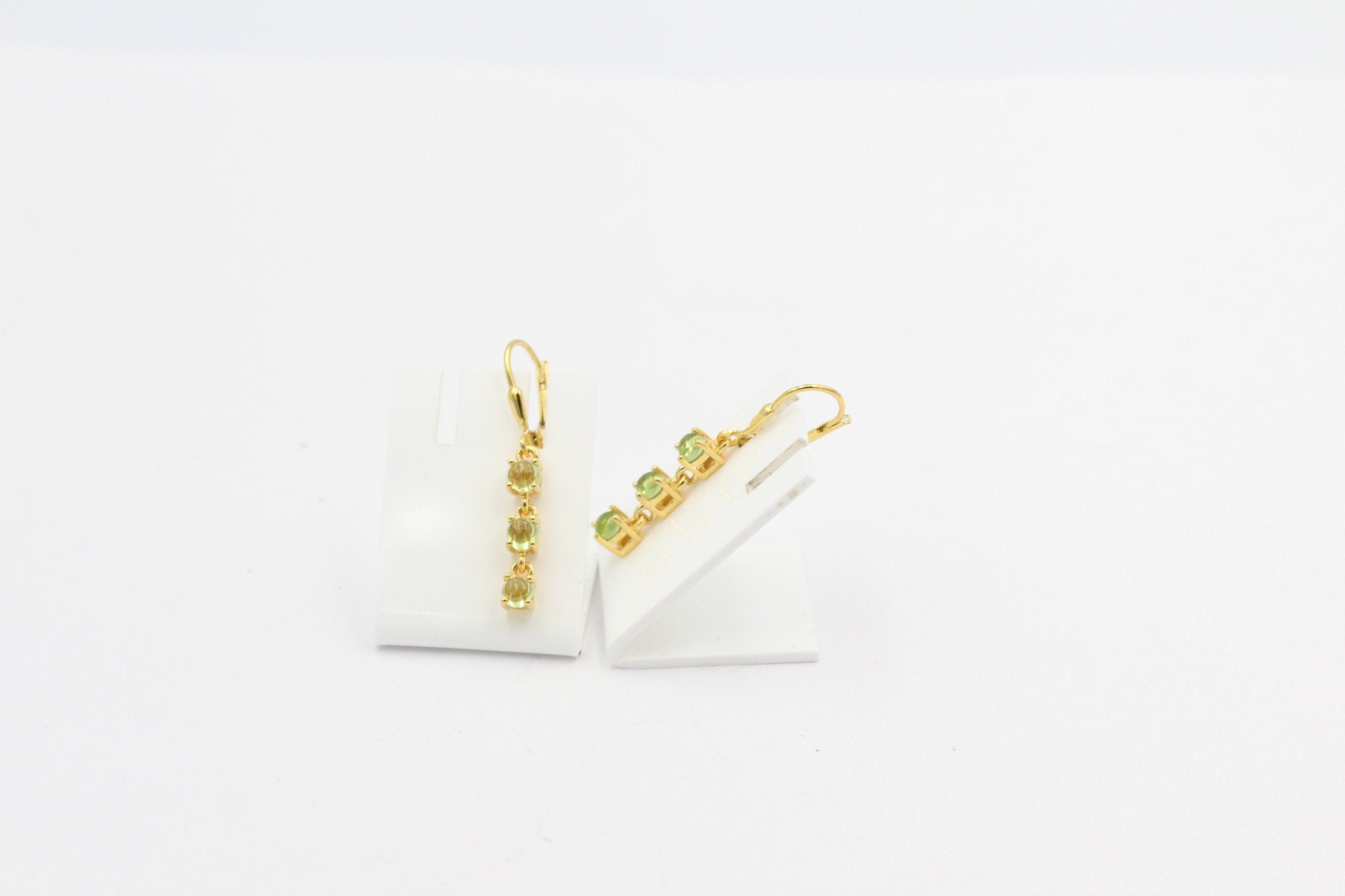 Edle 2,6 Carat Peridot Brisur 925 Silber Ohrstecker Cabochon Olivin Edelstein