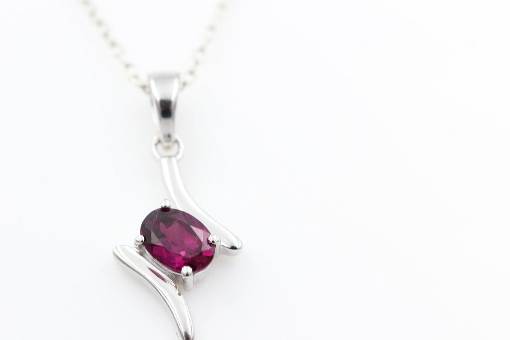 0,72 Carat Rhodolith Anhänger 925  Silber  Rhodolith Granat Schmuck
