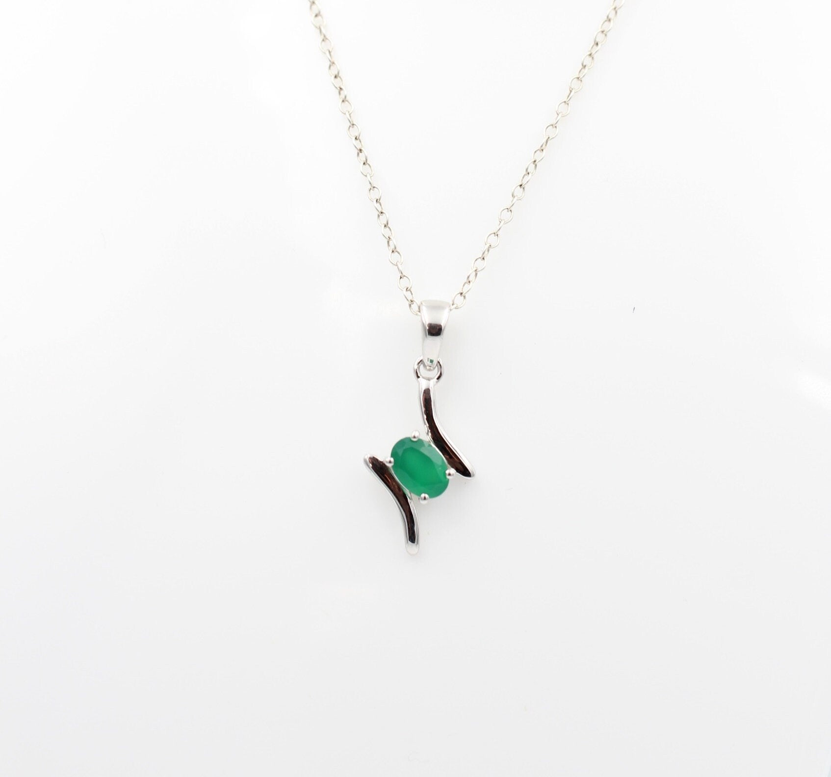 0,72 Carat grüner Onyx Anhänger 925 Silber grüner Onyx Schmuck