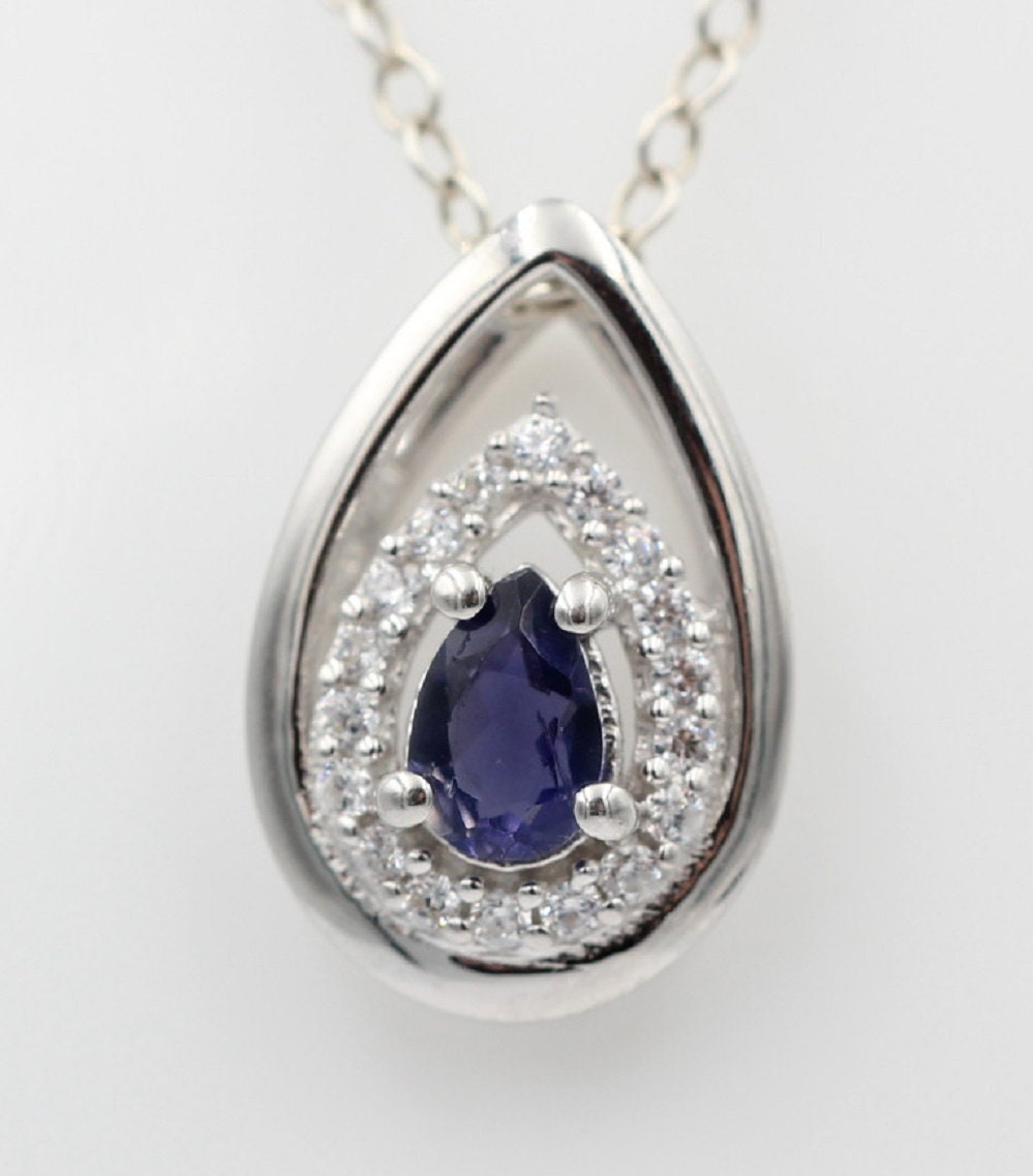 Edler 0,51 Carat Iolith Anhänger 925 Silber Luchssaphir Top