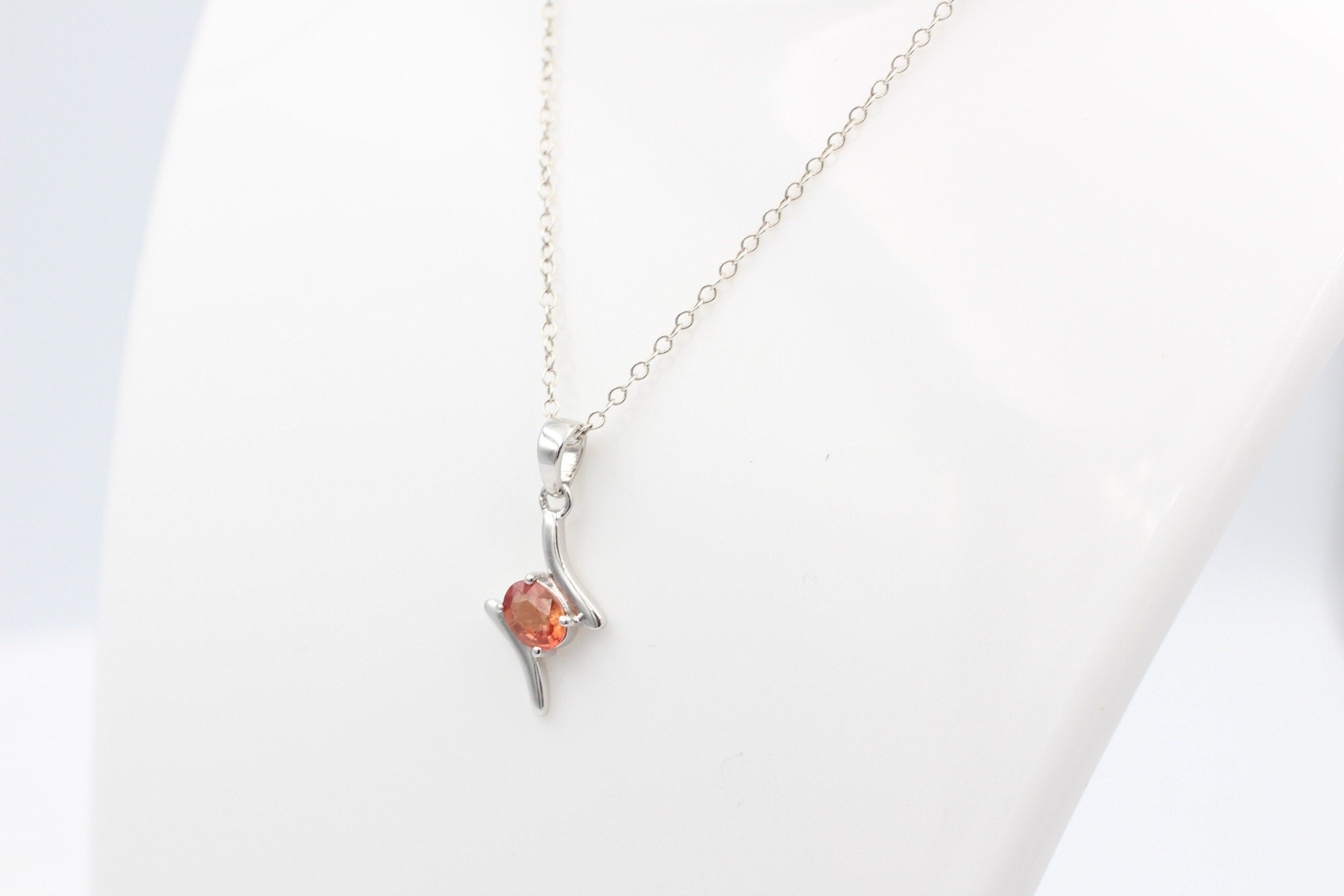 0,72 Carat orange Saphir Anhänger 925 Silber Saphiranhänger