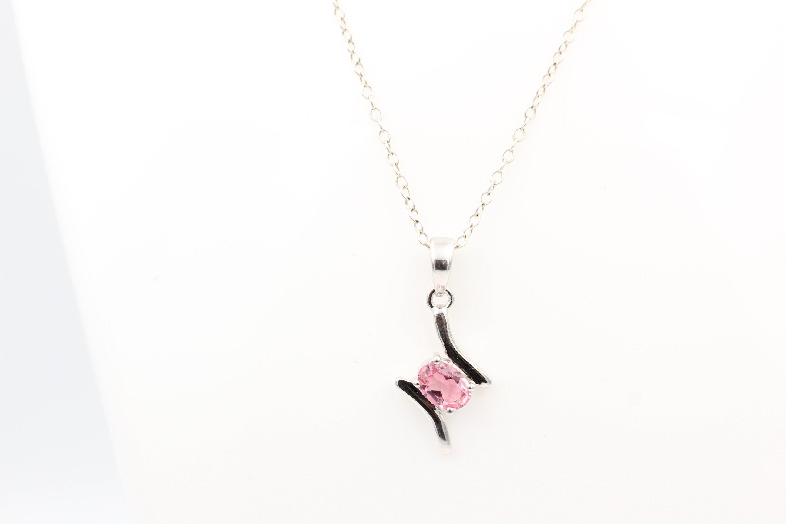 0,72 Carat pinkTopas Anhänger 925 Silber Collier Kette pinkfarbener Edelstein