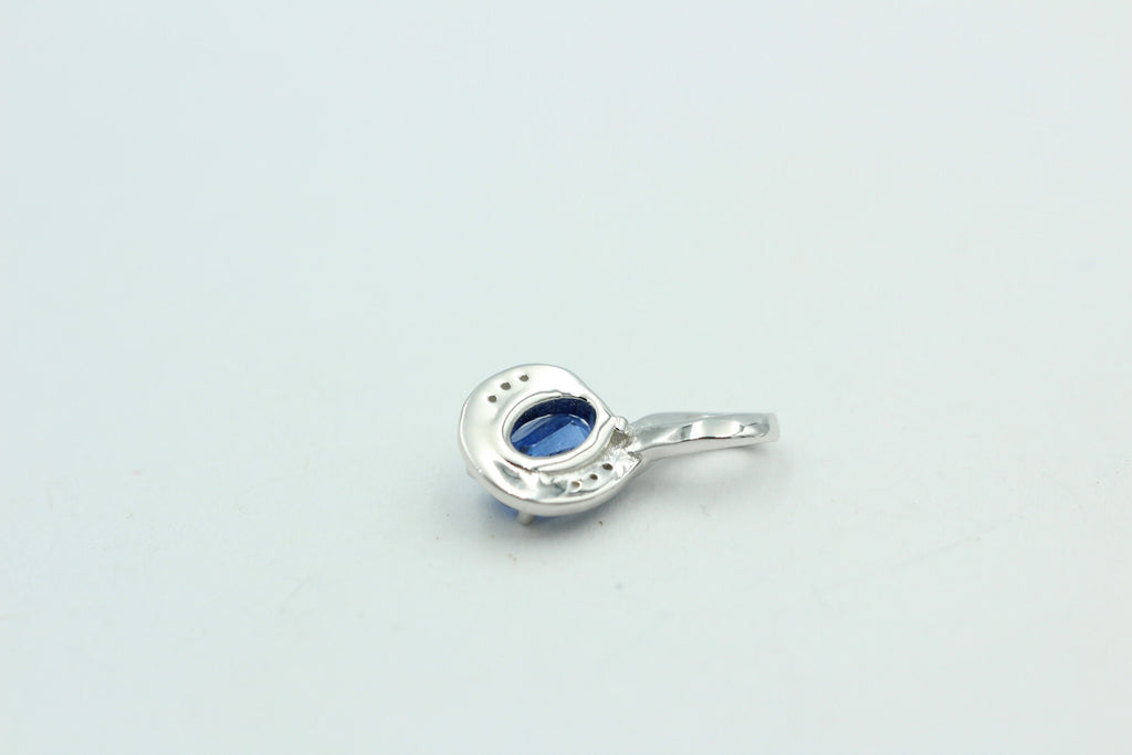 1,12 Carat blauer Kyanit  Anhänger 925 Silber mit Zirkonia seltener Kyanit