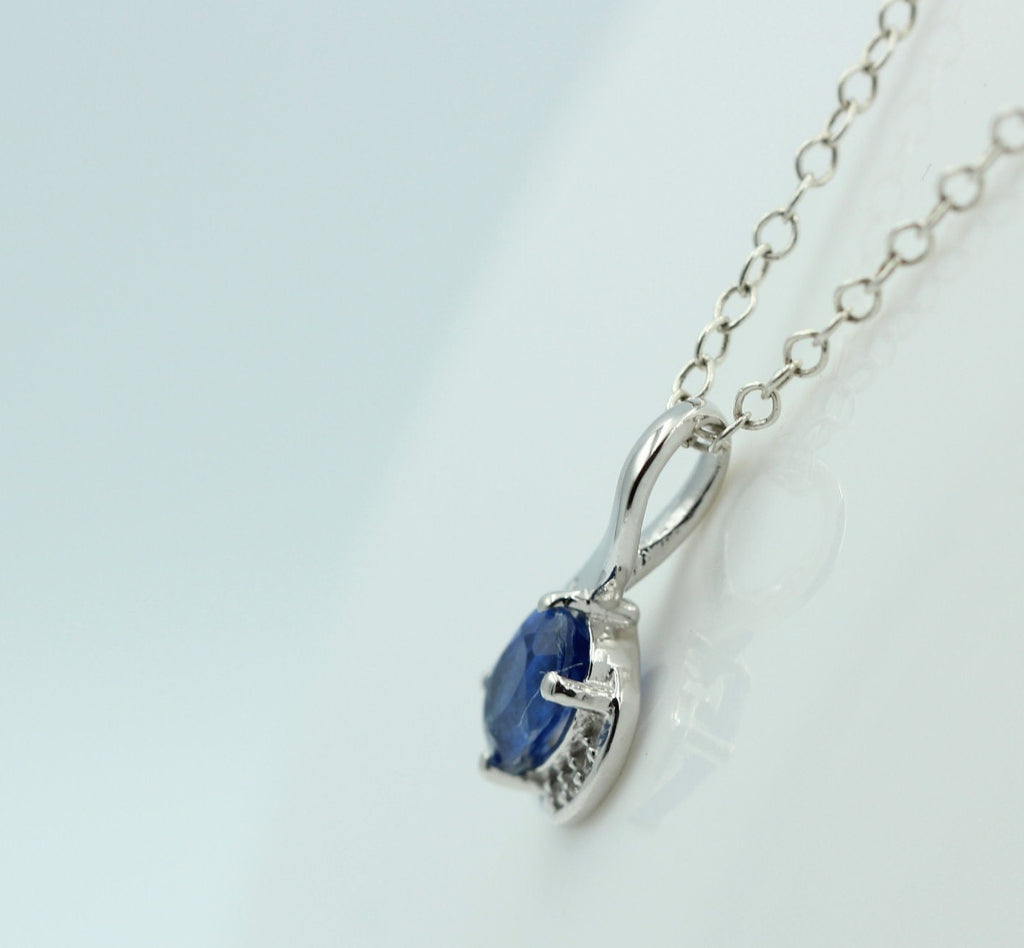 1,12 Carat blauer Kyanit  Anhänger 925 Silber mit Zirkonia seltener Kyanit