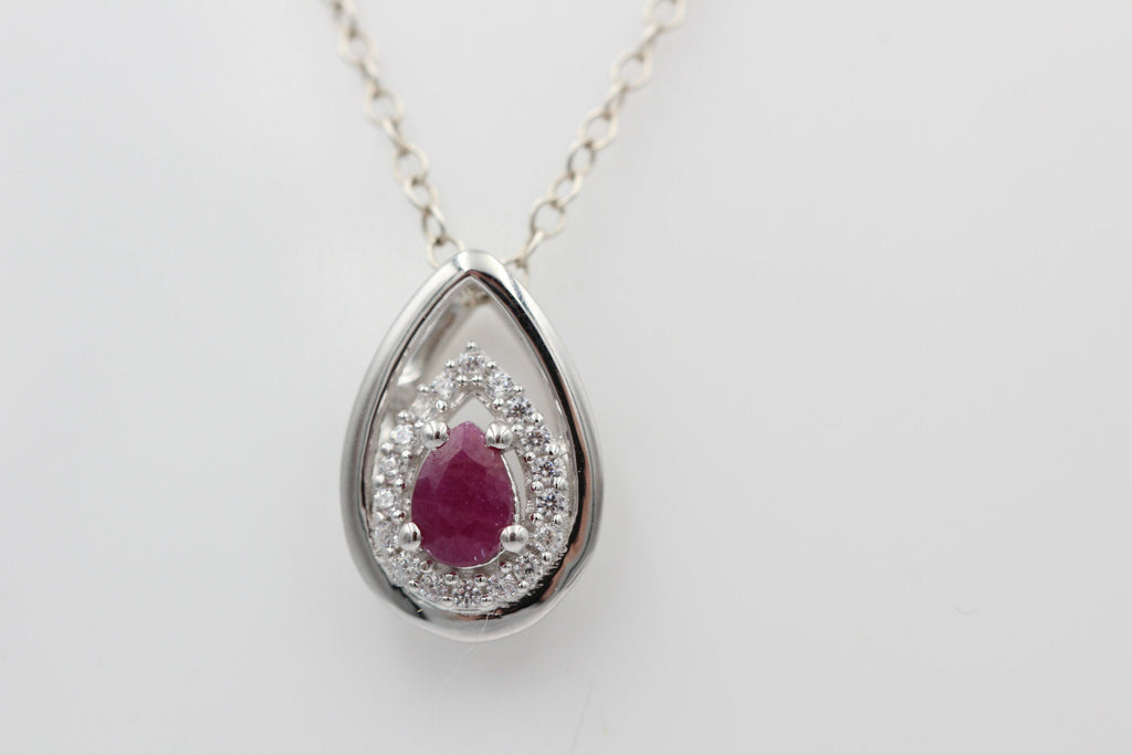 Edler 0,51 Carat Rubin Anhänger 925 Silber Collier Kette Collieranhänger blutrot