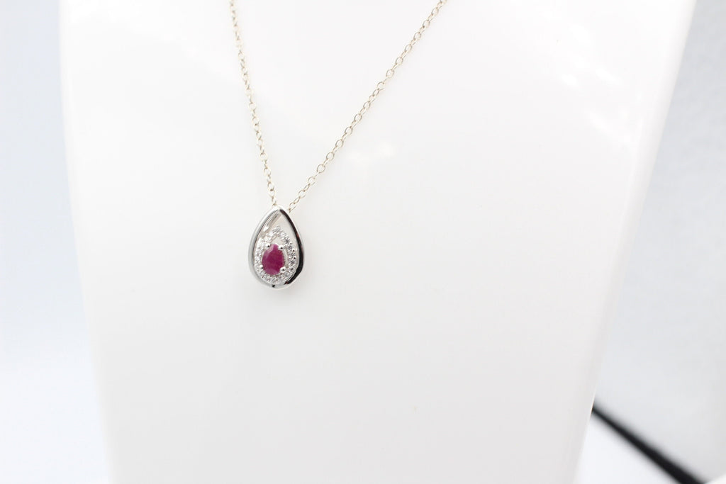 Edler 0,51 Carat Rubin Anhänger 925 Silber Collier Kette Collieranhänger blutrot