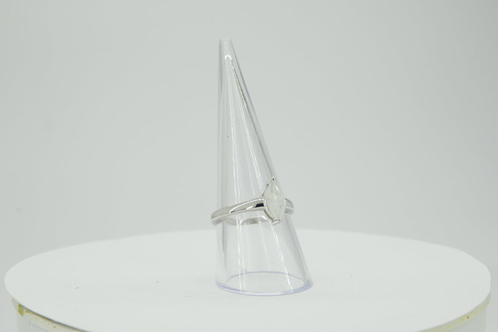 0,83 Carat Mondstein Ring 925 Silber Regenbogen Mondstein Grasse 60 / 9 / 19,1