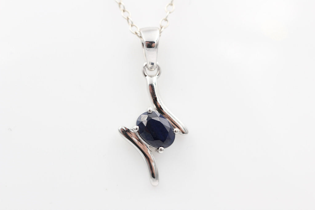 0,72 Carat blauer Saphir Anhänger 925 SterlingSilber Collier Kette Saphirschmuck