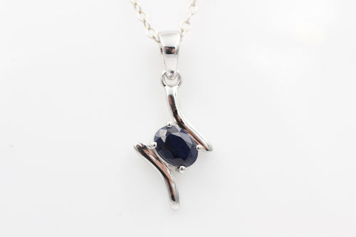 0,72 Carat blauer Saphir Anhänger 925 SterlingSilber Collier Kette Saphirschmuck