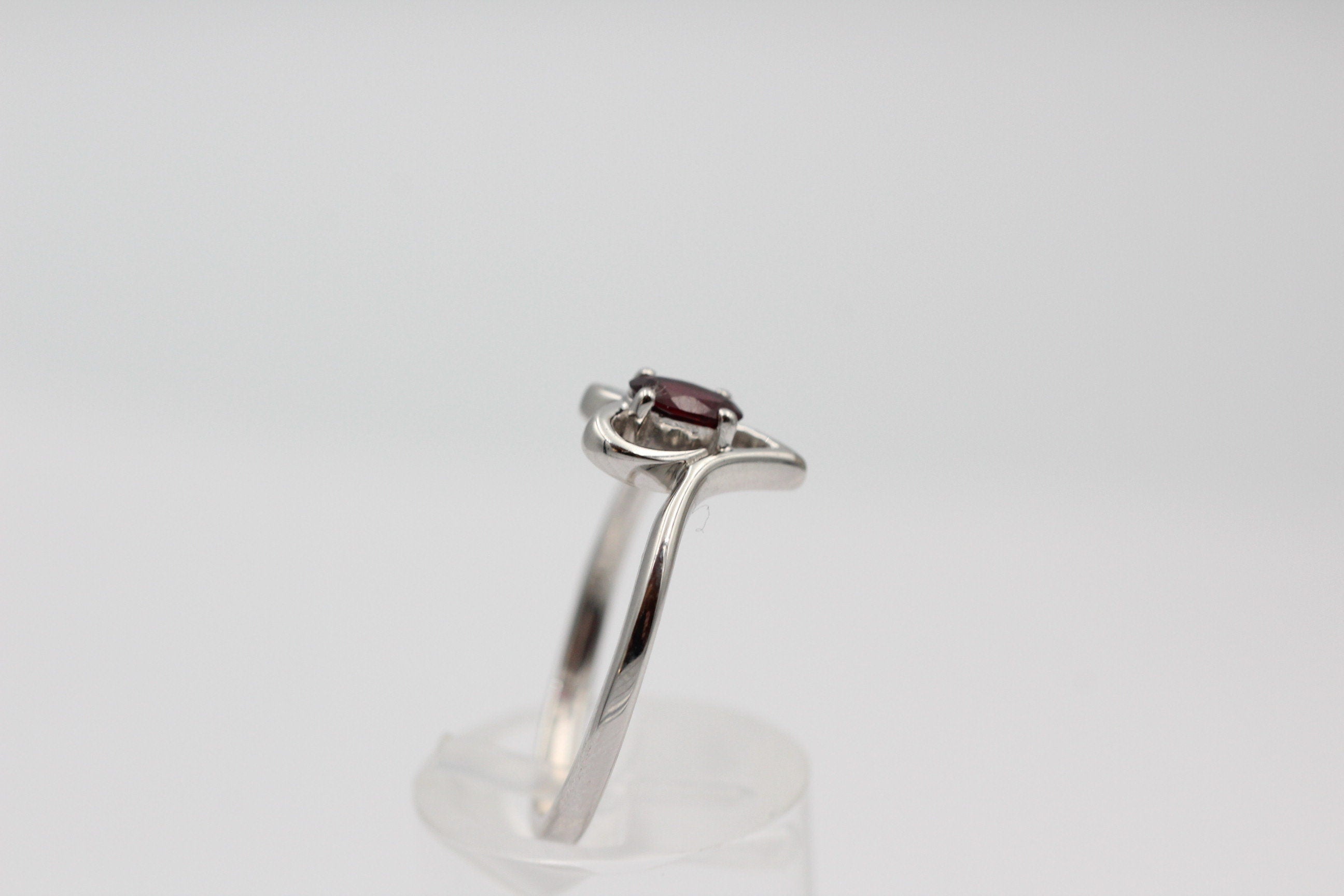 0,53 Carat Rhodolith Herz Ring 925 Silber Fingerring Herzring  6 / 16,6 / 52