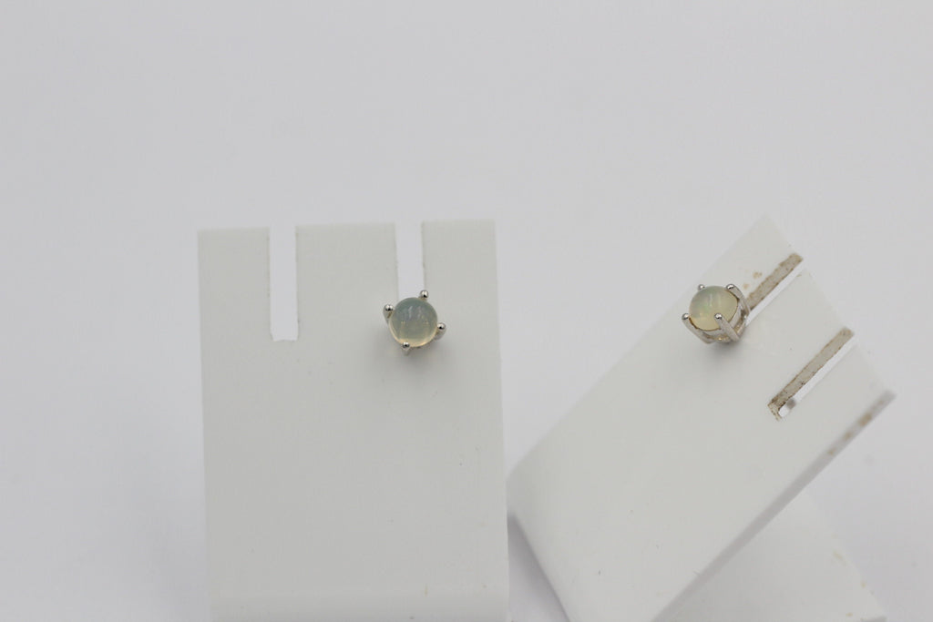 0,29 Carat äthiopischer opal Ohrstecker Unisex 925 Silber Welo Opal Edelstein
