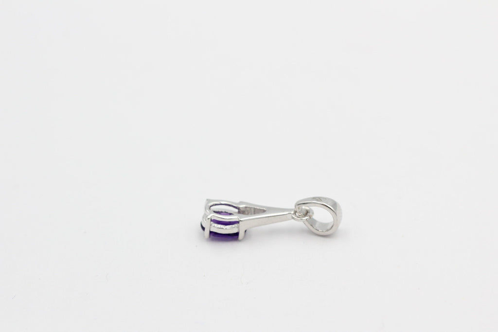 0,72  Carat afrikanischer Amethyst Anhänger 925 Silber  Edelstein