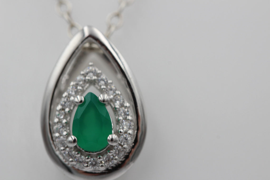 Edler 0,51 Carat grüner Onyx Anhänger 925 Silber  grüner Edelstein seltener grüner Onyx