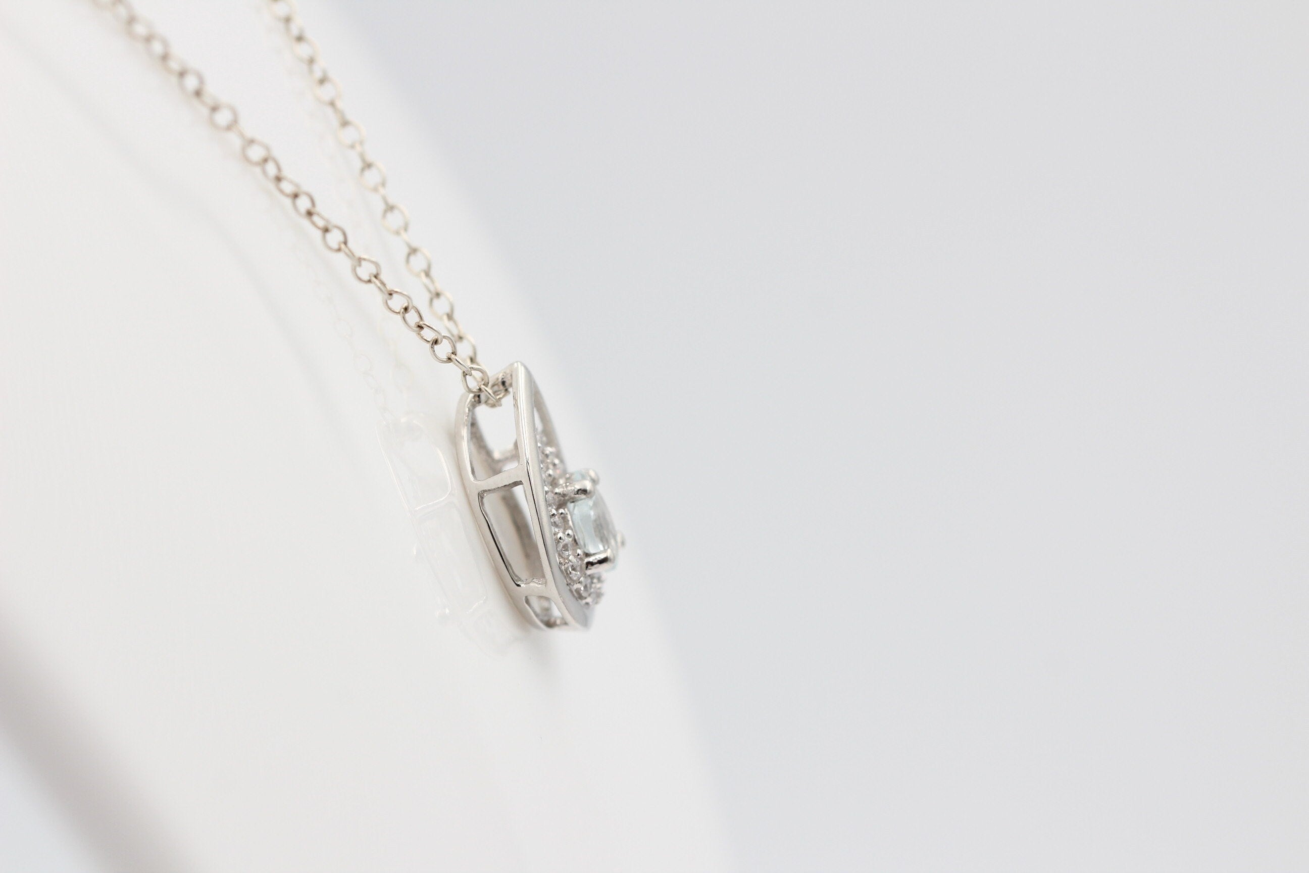 Edler 0,51 Carat Aquamarin Anhänger 925 Silber  wunderschöner Edelstein