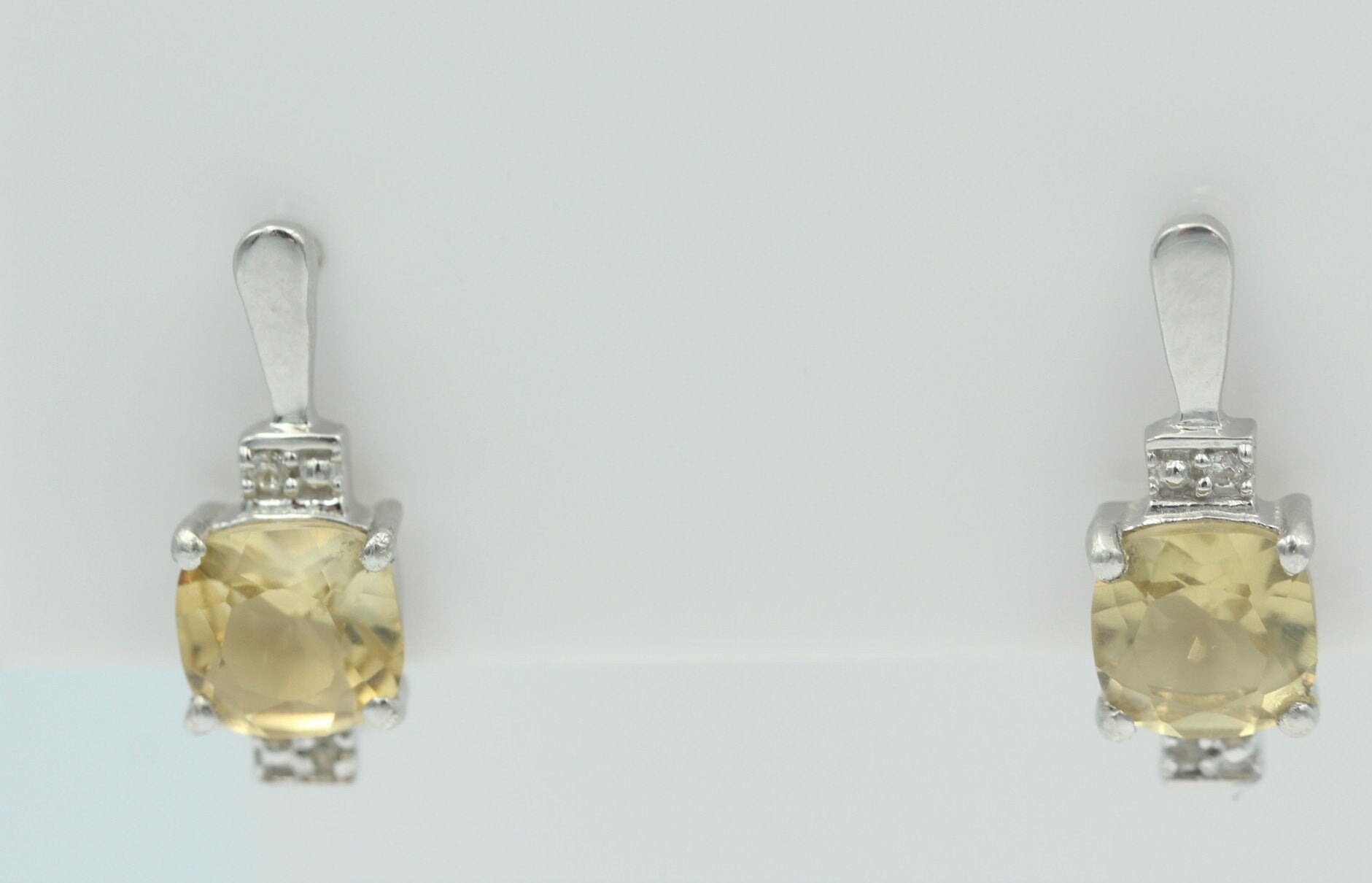 2,94 Carat Whisky Quarz Ohrstecker 925 Sterling Silber mit Cubic Zirkon Top