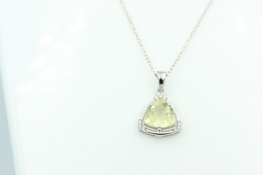 2,28 Carat Limonenquarz Anhänger grüner Lemonquarz mit Zirkonia 925 Silber Kette