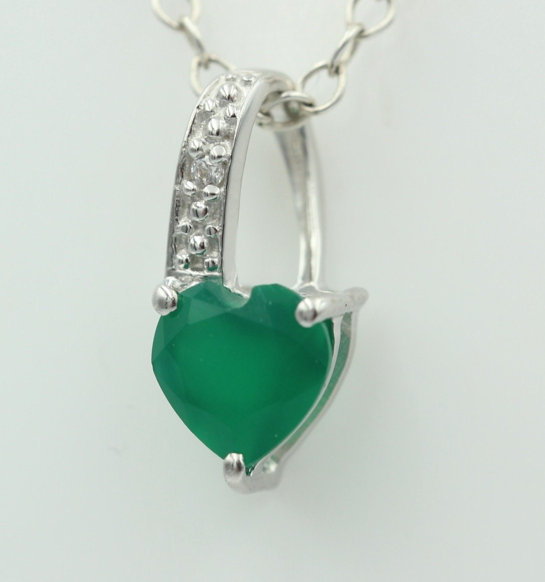 0,56 Carat grüner Onyx Herz Anhänger 925 Silber  grüner Edelstein