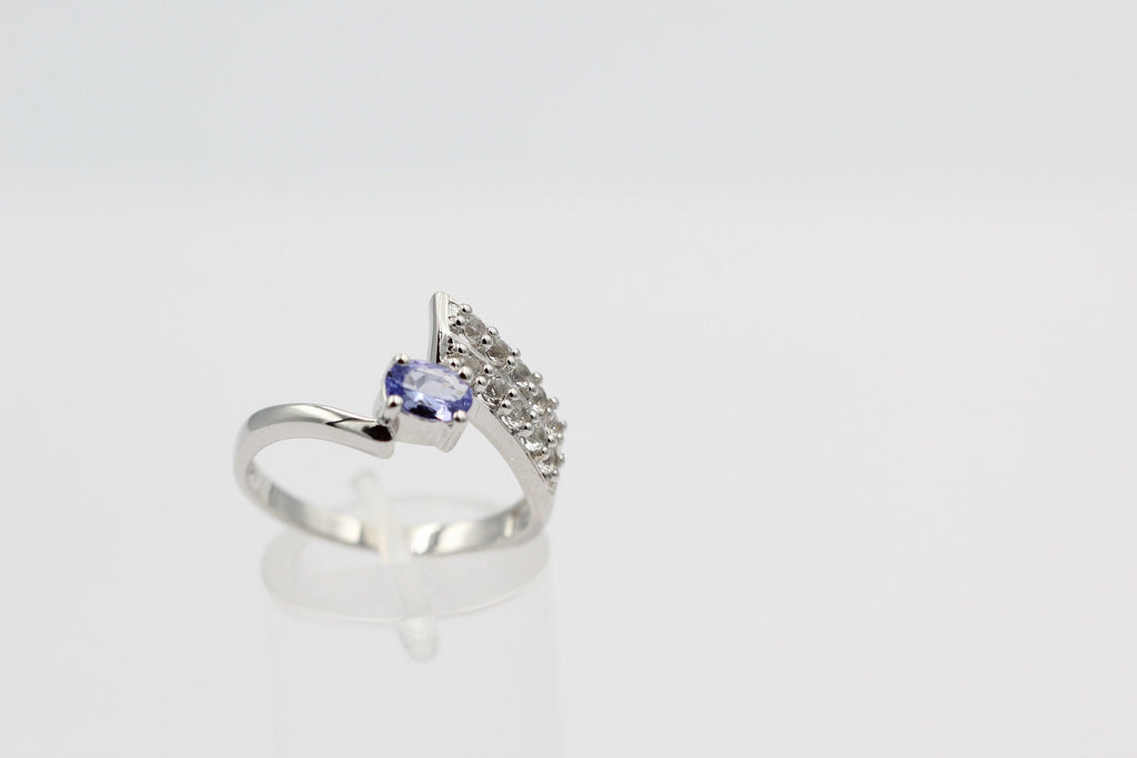 1,3 Carat Tansanit aus Afrika Weißtopas Ring 925 Silber Gröpße 6 / 52 / 16,6