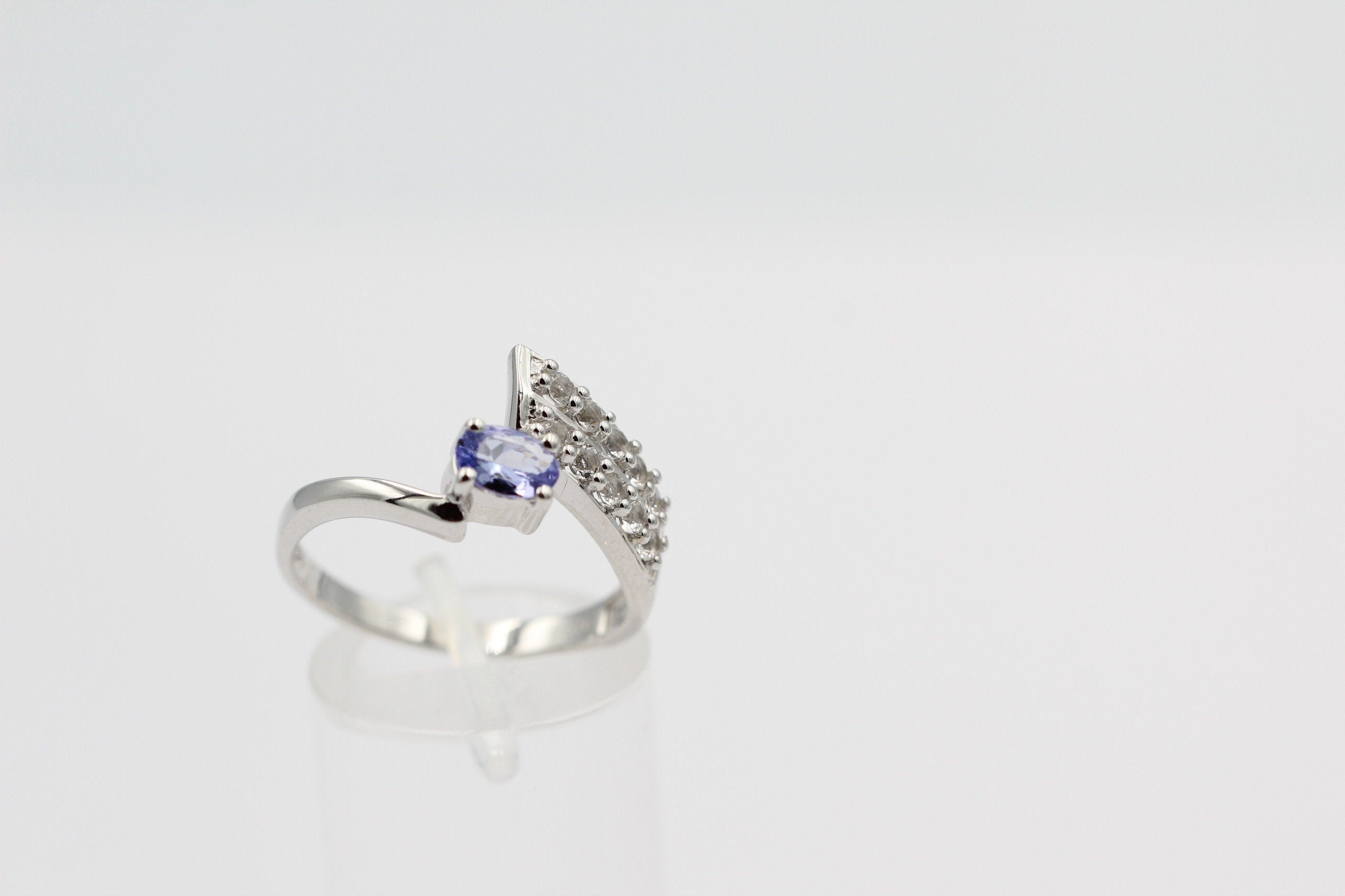 1,3 Carat Tansanit aus Afrika Weißtopas Ring 925 Silber Gröpße 6 / 52 / 16,6