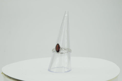 0,83 Carat blutroter Granat Ring 925 Silber Edelstein Top  Grasse 58 / 8 /18,5