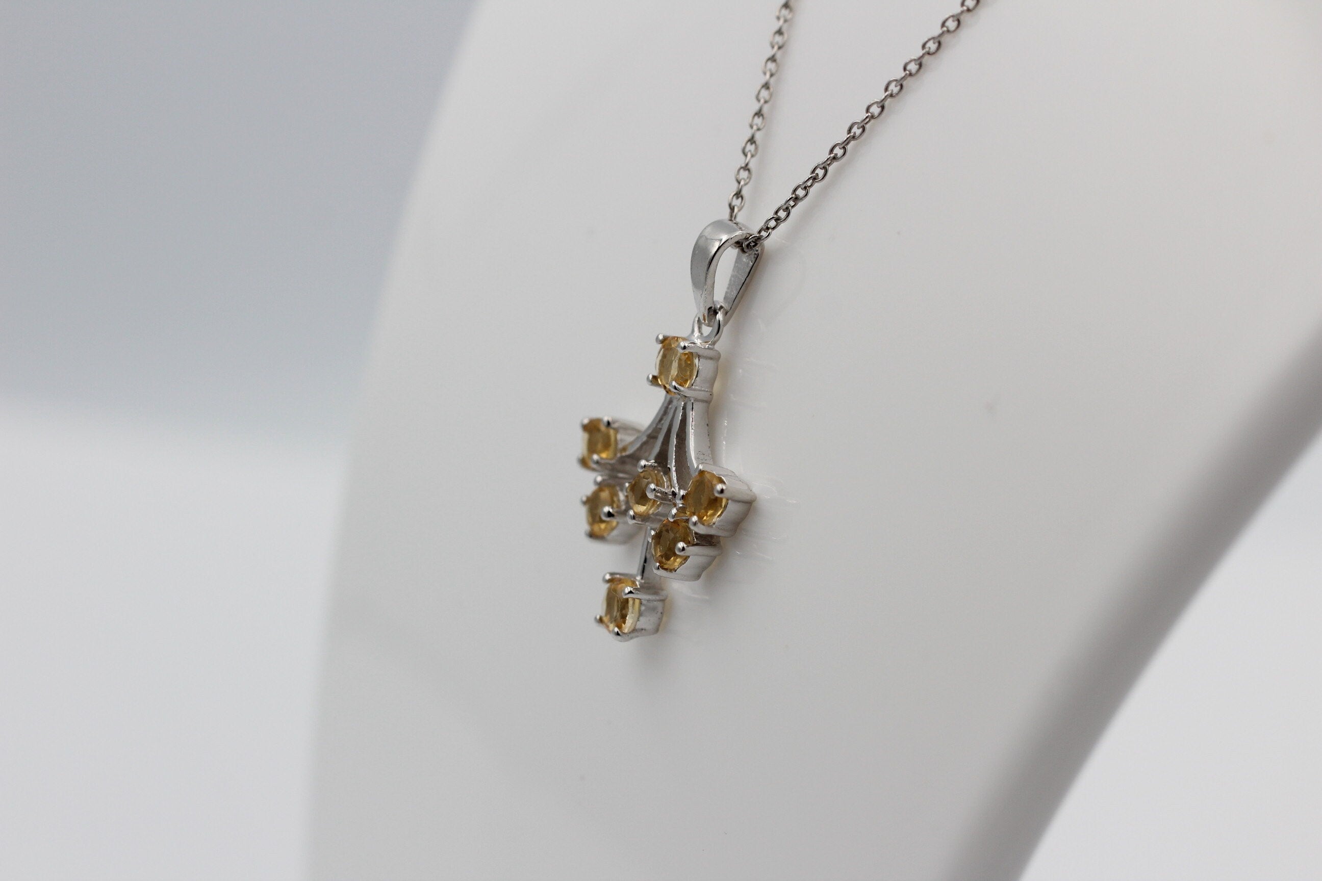 Edler 1,2 Carat Citrin Anhänger gelbgoldener Edelstein 925 Silbher  goldgelber Edelstein