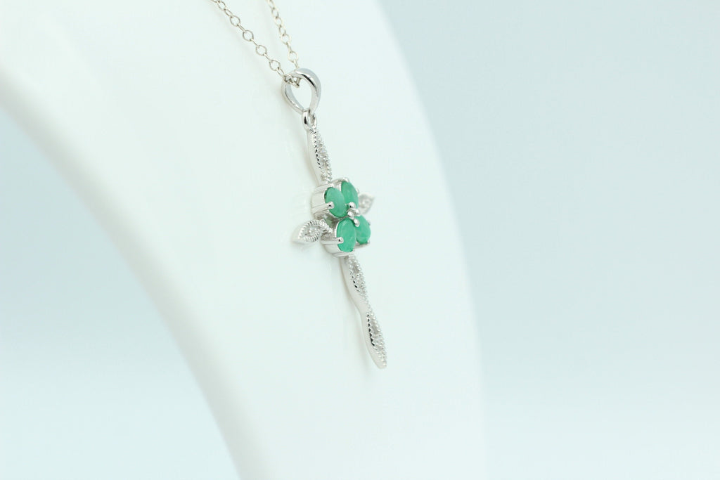 0,66 Carat Smaragd Kreuz Anhänger 925 Silber Collier Kette Smaragtanhänger Schmuck