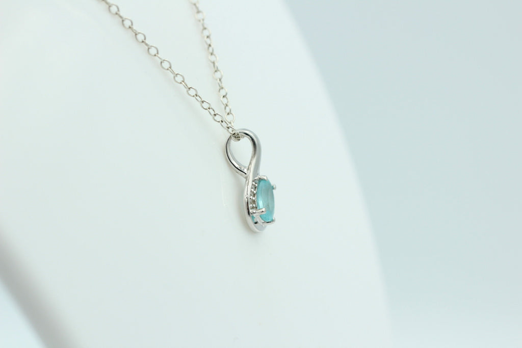 1,12 Carat blauer Apatit  Anhänger 925 Silber  mit Zirkonia